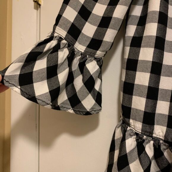 Off-shoulder gingham black & white XS Beachlunchlounge, lovely & fun! - Picture 7 of 9